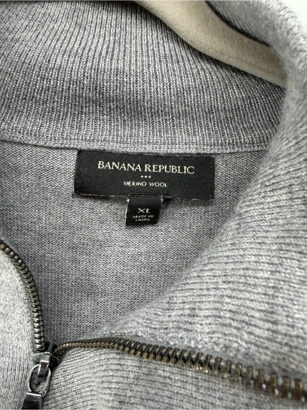 Banana Republic classic light